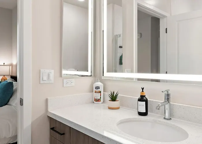 Apartment Camelback Old Town Mountain View Garage Parking Scottsdale