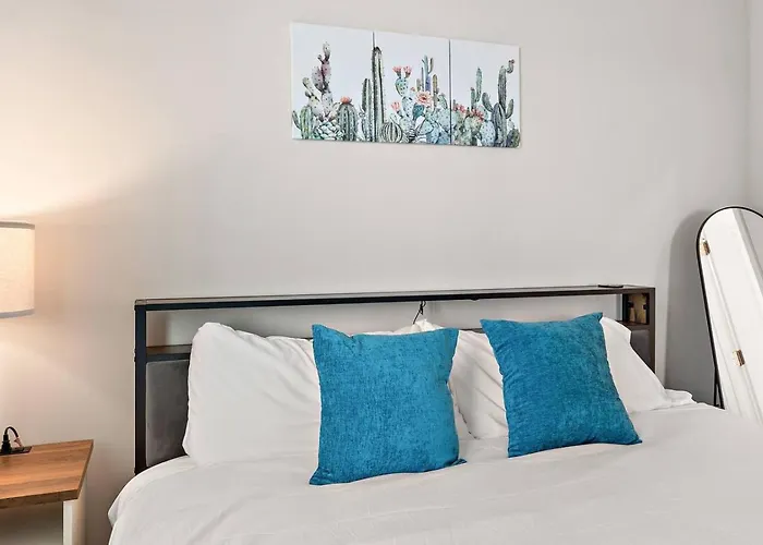 Camelback Old Town Mountain View Garage Parking Apartment Scottsdale