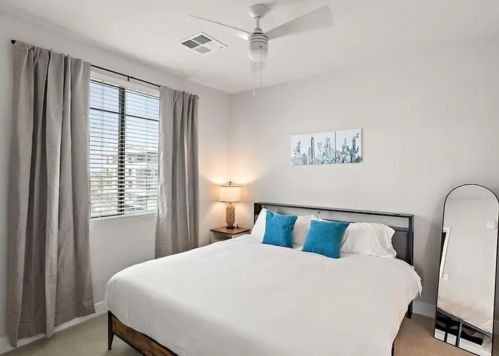 Camelback Old Town Mountain View Garage Parking Apartment Scottsdale