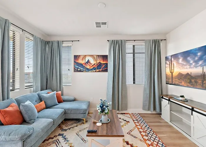 Camelback Old Town Mountain View Garage Parking Apartment *